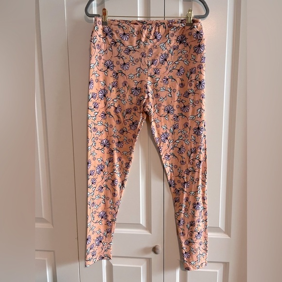 B2.21 LULAROE TC Leggings ⢠Floral - Picture 2 of 4